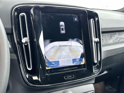 Volvo  XC40 Single Motor Core 69 kWh | 19" Allseason | Adaptieve cruise | BLIS | Getint glas | Parkeercamera ... ActivLease financial lease