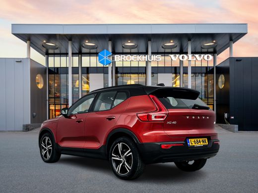 Volvo  XC40 T4 Recharge R-Design | 19' | Panoramadak | 360 Camera | Harman Kardon | Stuur/stoelverwarming | A... ActivLease financial lease