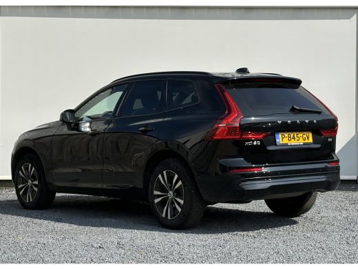 Volvo  XC60 2.0 B4 Momentum 197 PK Trekhaak | Adaptive Cruise | 18"lm velgen | Google Maps | Getinte Ramen Ac... ActivLease financial lease