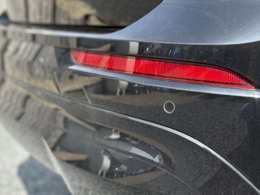 Volvo  XC60 2.0 B4 Momentum 197 PK Trekhaak | Adaptive Cruise | 18"lm velgen | Google Maps | Getinte Ramen Ac... ActivLease financial lease