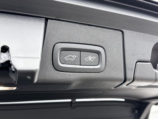 Volvo  XC60 T6 Recharge AWD Plus Dark| 21" | 360 Camera | Sportstoelen | Elektr. verst. stoelen | Trekhaak | ... ActivLease financial lease