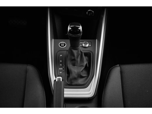 Audi A1 Sportback Sportback 25 TFSI Advanced edition Stoelverwarming voor | keyless entry/start | Parkeersensoren a... ActivLease financial lease