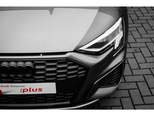 Audi A3 Sportback S edition Alcantara/Ledere bekleding | Trekhaak | Cruise Control Adaptief | Stoelvw. vo... ActivLease financial lease