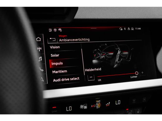 Audi A3 Sportback S edition Alcantara/Ledere bekleding | Trekhaak | Cruise Control Adaptief | Stoelvw. vo... ActivLease financial lease