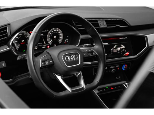 Audi Q3 45 TFSI e Advanced Edition ActivLease financial lease