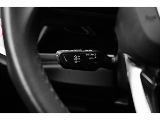 Audi Q3 45 TFSI e Advanced Edition ActivLease financial lease