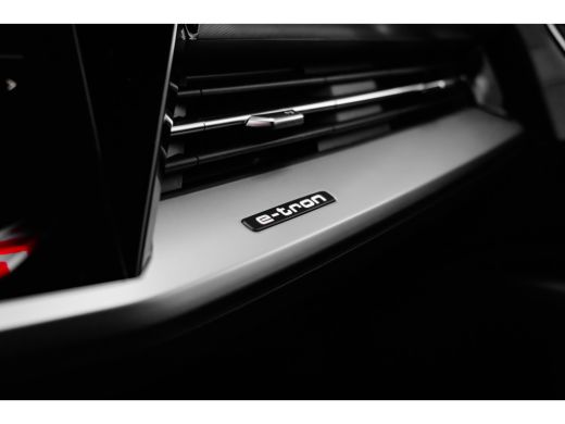 Audi Q4 e-tron Advanced edition 45 quattro 286PK | Stoelverw. voor | Camera achter | Sportstoelen | Adaptive cru... ActivLease financial lease