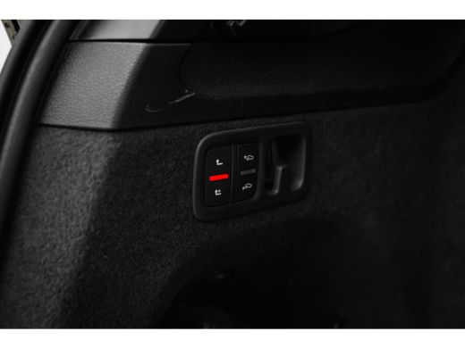 Audi Q7 60 TFSI e quattro Pro Line S Competition Head-up display | Panoramadak | Matrix LED koplampen | 3... ActivLease financial lease