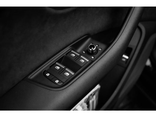 Audi Q7 60 TFSI e quattro Pro Line S Competition Head-up display | Panoramadak | Matrix LED koplampen | 3... ActivLease financial lease