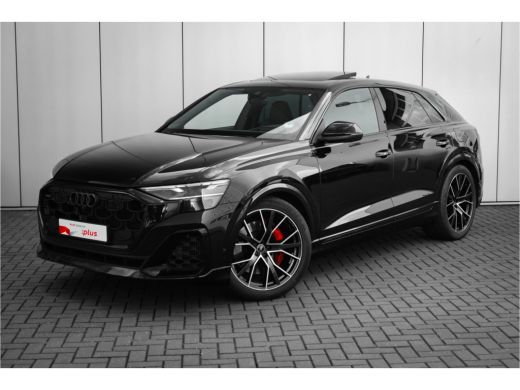 Audi Q8 60 TFSI e quattro Pro Line S Competition 490PK | Trekhaak | Valcona Ledere Stoelen | Stoelventila... Audi Q8 60 TFSI e quattro Pro Line S Competition 490PK | Trekhaak | Valcona Ledere Stoelen | Stoelventila...
