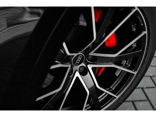 Audi Q8 60 TFSI e quattro Pro Line S Competition 490PK | Trekhaak | Valcona Ledere Stoelen | Stoelventila... ActivLease financial lease