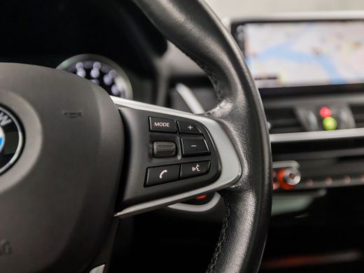 BMW 2 Serie Gran Tourer 218i Sportline 7 Persoons Automaat (PANORAMADAK, GROOT NAVI, HEAD-UP DISPLAY, LEDER, ... ActivLease financial lease