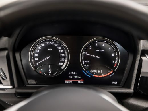 BMW 2 Serie Gran Tourer 218i Sportline 7 Persoons Automaat (PANORAMADAK, GROOT NAVI, HEAD-UP DISPLAY, LEDER, ... ActivLease financial lease