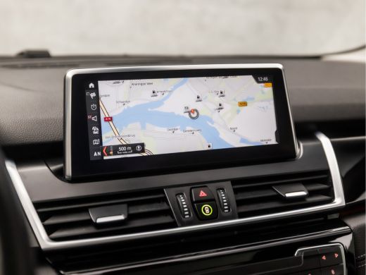 BMW 2 Serie Gran Tourer 218i Sportline 7 Persoons Automaat (PANORAMADAK, GROOT NAVI, HEAD-UP DISPLAY, LEDER, ... ActivLease financial lease