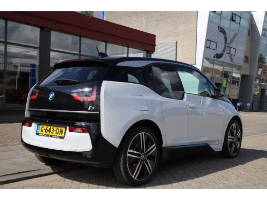 BMW i3 Executive 120Ah 42 kWh Schuifdak/Harman Kardon/ Camera/20inch ActivLease financial lease