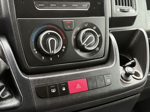 Citroën Jumper 2.2 HDI 150 PK PICK UP / M50 MAXILIFT KRAAN / L4 MAXI / 1e EIG. / 7 PERS. DUBBEL CABINE / AIRCO /... ActivLease financial lease