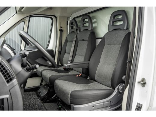 Fiat Ducato **2.3 MultiJet | Bakwagen met Laadklep | 131 PK | Cruise | Airco** ActivLease financial lease