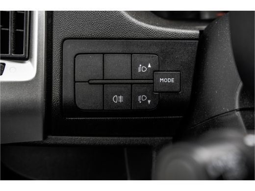 Fiat Ducato **2.3 MultiJet | Bakwagen met Laadklep | 131 PK | Cruise | Airco** ActivLease financial lease
