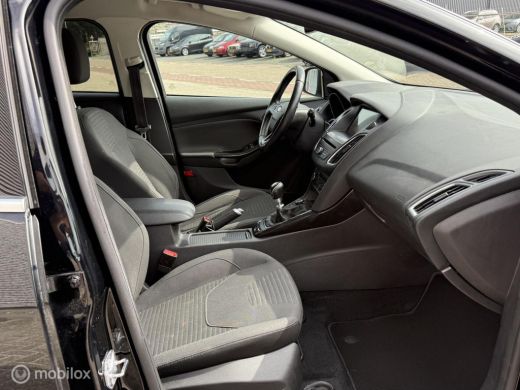 Ford Focus 1.5 TDCI Titanium BTW! EXPORTPRIJS! ActivLease financial lease