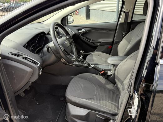 Ford Focus 1.5 TDCI Titanium BTW! EXPORTPRIJS! ActivLease financial lease