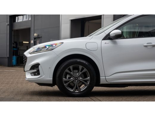Ford Kuga 2.5 PHEV ST-Line X | 360 Camera | Cruise adaptief | Elektrisch bedienbare achterklep | Apple Carp... ActivLease financial lease