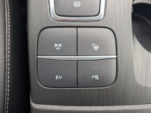Ford Kuga 2.5 PHEV Titanium X 225pk | Adap. Cruise | Dodehoek | Climate | Carplay | B&O | Trekhaak (1.500kg... ActivLease financial lease