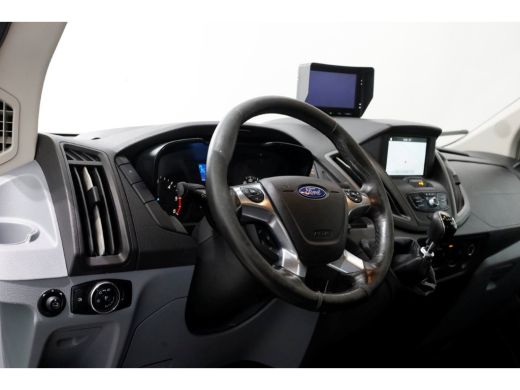 Ford Transit 350 2.0 TDCI 130pk E6 RWD D.C. Open Laadbak Trekhaak 2800kg 02-2018 ActivLease financial lease