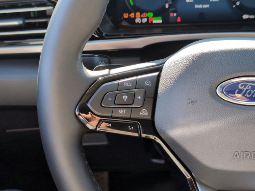 Ford Transit Connect 1.5 EcoBoost PHEV L2 Limited | Comfort Winter Pack | Driver Assistance Pack Trailer | Houten vloe... ActivLease financial lease