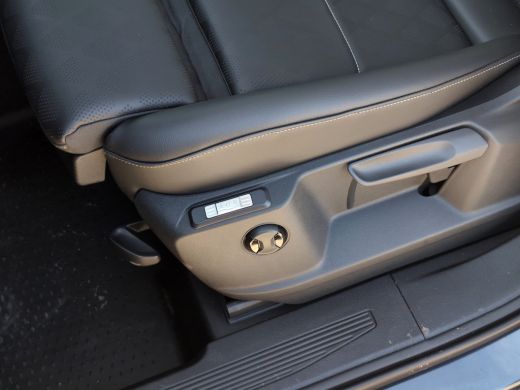 Ford Transit Connect 1.5 EcoBoost PHEV L2 Limited | Comfort Winter Pack | Driver Assistance Pack Trailer | Houten vloe... ActivLease financial lease