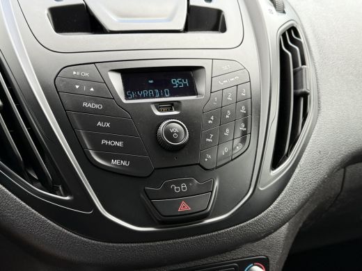 Ford Transit Courier 1.0 ECOBOOST TREND 100 PK / BENZINE! / 1e EIG. / BPM VRIJ !! / AIRCO / PDC / ZEER NETJES! ActivLease financial lease