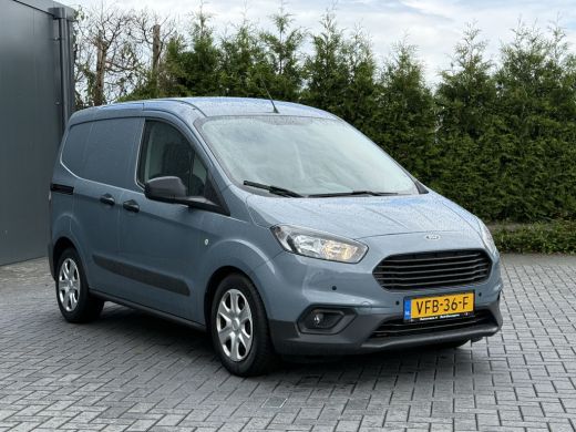 Ford Transit Courier 1.0 ECOBOOST TREND 100 PK / BENZINE! / 1e EIG. / BPM VRIJ !! / AIRCO / PDC / ZEER NETJES! ActivLease financial lease