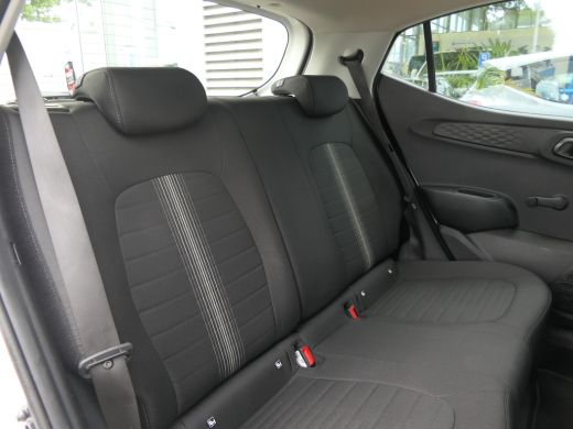 Hyundai i10 1.0 Comfort | Cruise Control | CarPlay/Android Auto | Bluetooth | Airco | 5-Deurs ActivLease financial lease