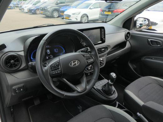Hyundai i10 1.0 Comfort | Cruise Control | CarPlay/Android Auto | Bluetooth | Airco | 5-Deurs ActivLease financial lease