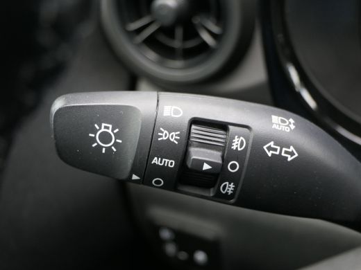 Hyundai i10 1.0 Comfort | Cruise Control | CarPlay/Android Auto | Bluetooth | Airco | 5-Deurs ActivLease financial lease