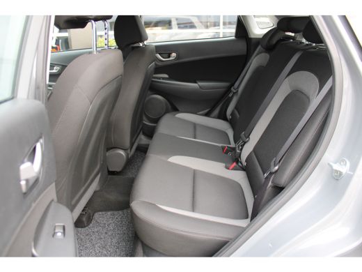 Hyundai Kona 1.0 T-GDI Comfort | Achterbank in delen neerklapbaar | Achteruitrijcamera | Alarm klasse 1(startb... ActivLease financial lease