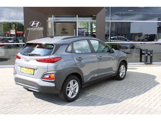 Hyundai Kona 1.0 T-GDI Comfort | Achterbank in delen neerklapbaar | Achteruitrijcamera | Alarm klasse 1(startb... ActivLease financial lease