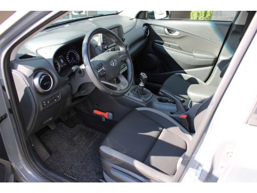 Hyundai Kona 1.0 T-GDI Comfort | Achterbank in delen neerklapbaar | Achteruitrijcamera | Alarm klasse 1(startb... ActivLease financial lease
