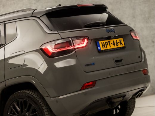Jeep Compass 4xe 240 Plug-in Hybrid Electric Limited 240Pk Automaat (PANORAMADAK, APPLE CARPLAY, MEMORY SEATS,... ActivLease financial lease