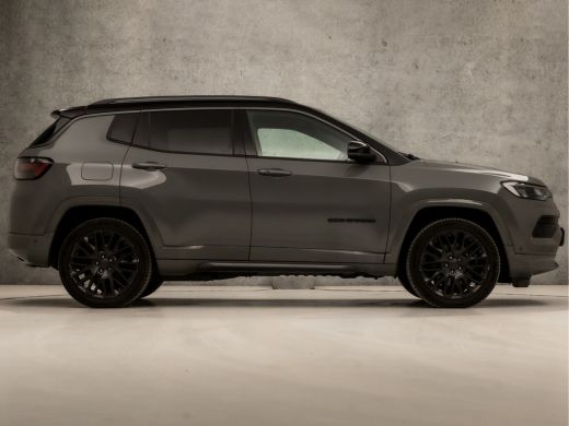 Jeep Compass 4xe 240 Plug-in Hybrid Electric Limited 240Pk Automaat (PANORAMADAK, APPLE CARPLAY, MEMORY SEATS,... ActivLease financial lease