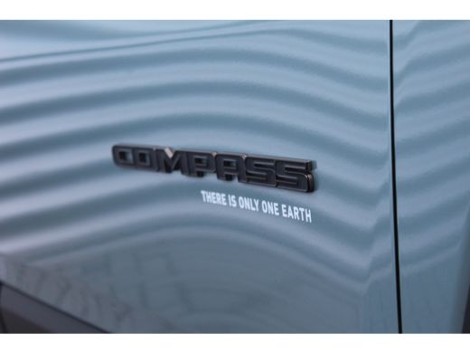 Jeep Compass 4XE 240PK PLUG-IN HYBRID ELECTRIC UPLAND AUTOMAAT / NAVI / LEDER / CLIMA / FULL-LED / CAMERA / 18... ActivLease financial lease