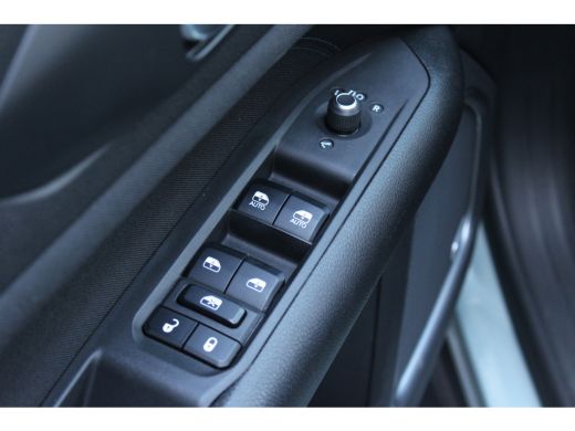 Jeep Compass 4XE 240PK PLUG-IN HYBRID ELECTRIC UPLAND AUTOMAAT / NAVI / LEDER / CLIMA / FULL-LED / CAMERA / 18... ActivLease financial lease