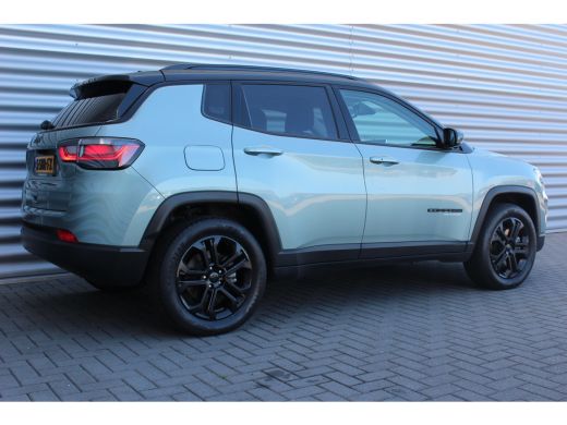 Jeep Compass 4XE 240PK PLUG-IN HYBRID ELECTRIC UPLAND AUTOMAAT / NAVI / LEDER / CLIMA / FULL-LED / CAMERA / 18... ActivLease financial lease