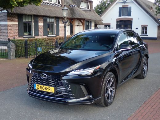 Lexus RX 450h+ Plug-in Hybrid Comfort Line 2024 Lexus RX 450h+ Plug-in Hybrid Comfort Line 2024