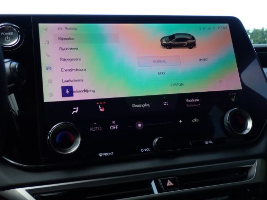 Lexus RX 450h+ Plug-in Hybrid Comfort Line 2024 ActivLease financial lease