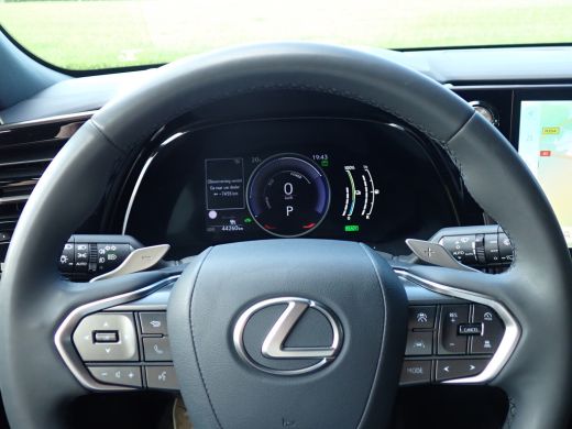 Lexus RX 450h+ Plug-in Hybrid Comfort Line 2024 ActivLease financial lease