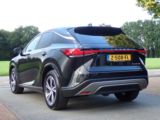 Lexus RX 450h+ Plug-in Hybrid Comfort Line 2024 ActivLease financial lease