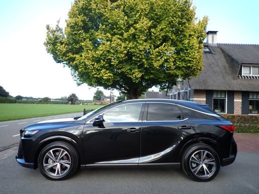 Lexus RX 450h+ Plug-in Hybrid Comfort Line 2024 ActivLease financial lease
