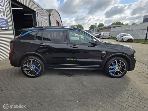 Lynk & Co 01 1.5 Plug-in Hybride|262PK|LUXE|360°CAM|PANO ActivLease financial lease