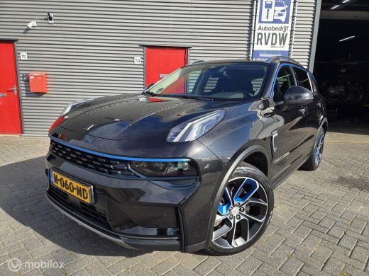 Lynk & Co 01 1.5 Plug-in Hybride|262PK|LUXE|360°CAM|PANO ActivLease financial lease