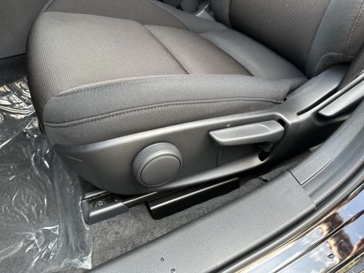 Mazda 3 2.5 e-SkyActiv-G M Hybrid 140 Centre-line | Navigatie | Stoel en stuurverwarming | Keyless entry ActivLease financial lease